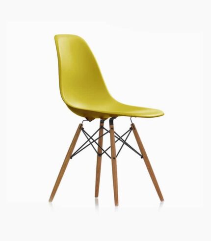 Eames plastic side chair